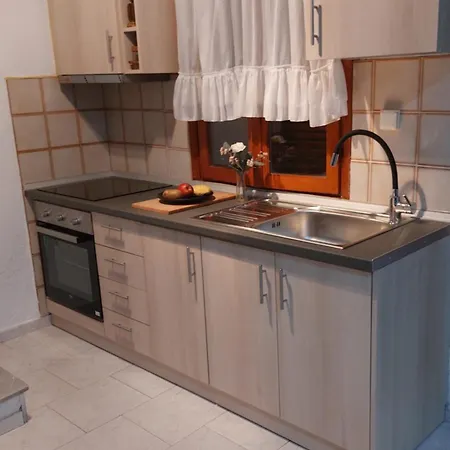 Alexandra Apartment Skala Fourkas