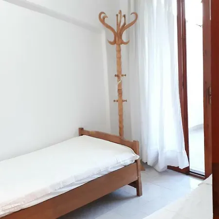 Apartment Alexandra *