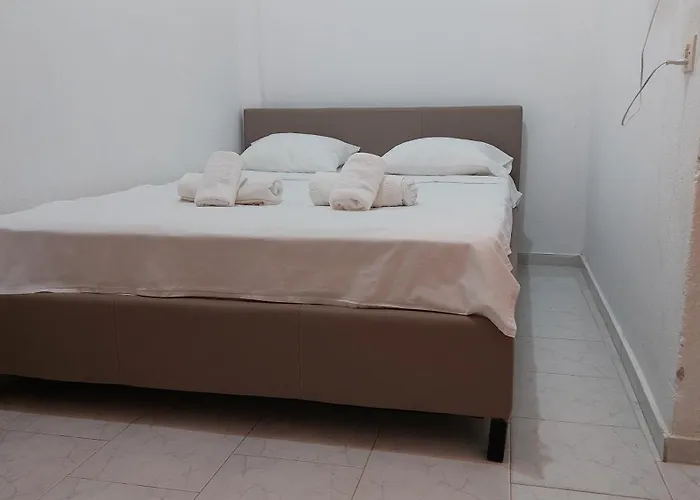 Alexandra Apartamento *